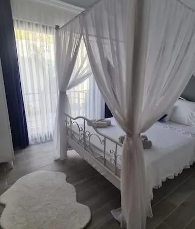 公寓 2 Person, With Shared Pool - Awz 253, 1 *